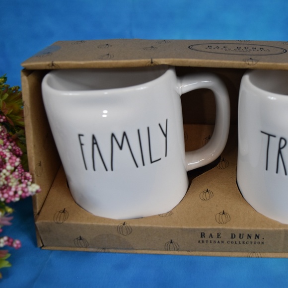 Rae Dunn "FAMILY TRADITION" Mug set - Picture 2 of 3